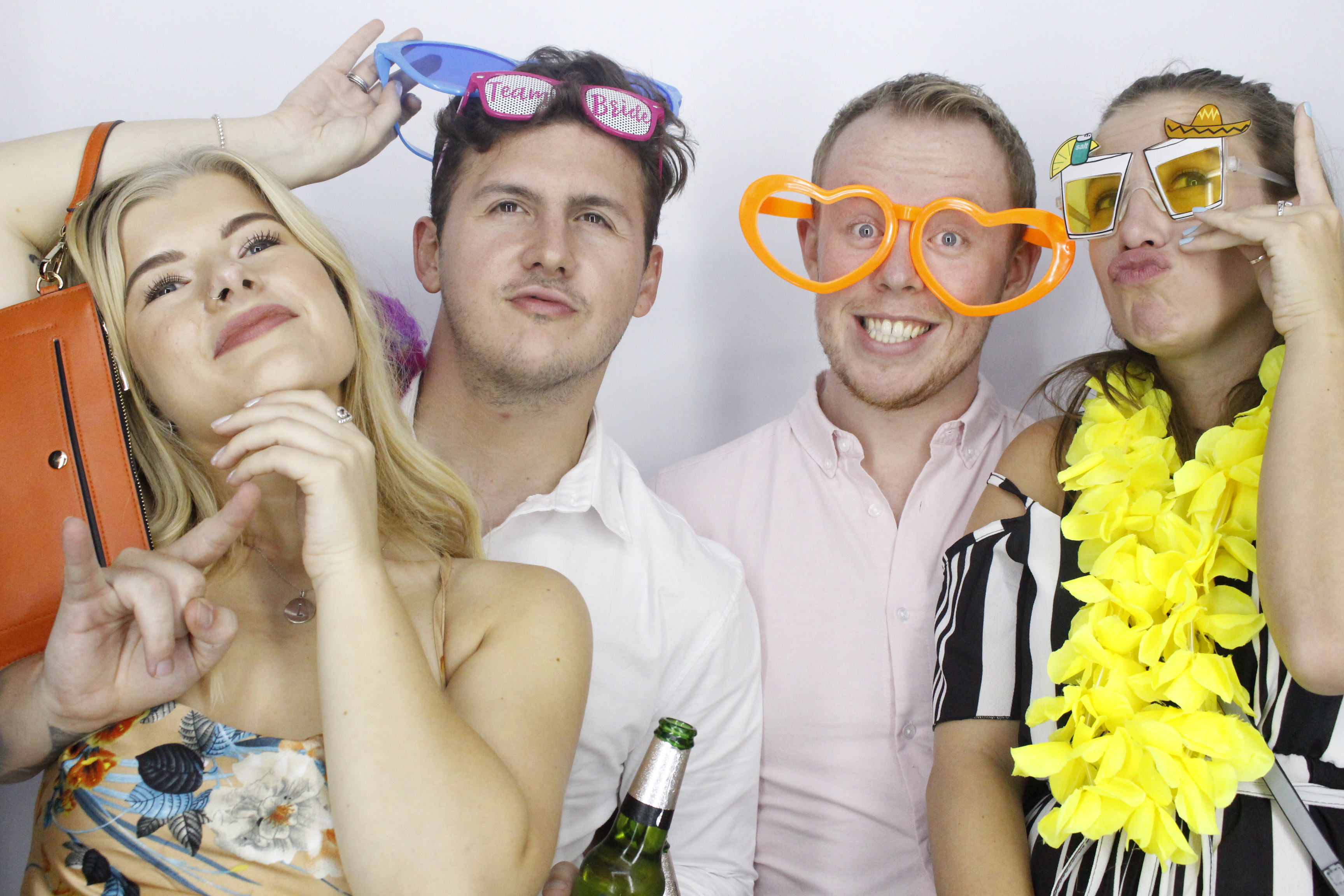 Sam & Rachel's Wedding | View more photos from the event at gallery.myphotoboothexperience.co.uk/u/MyPhotoBoothExperienceLtd/Sam-Rachels-Wedding